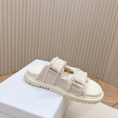 D Sandals
