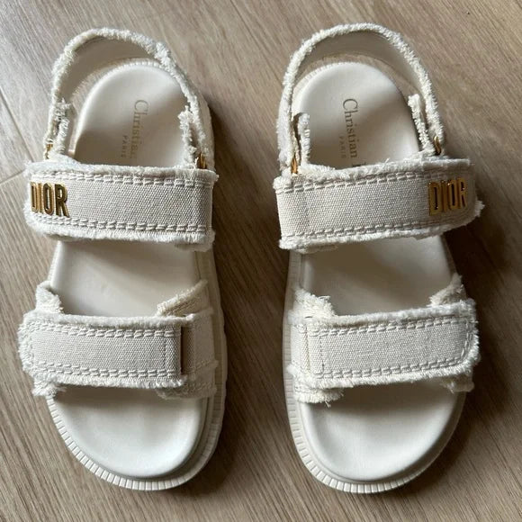 D Sandals